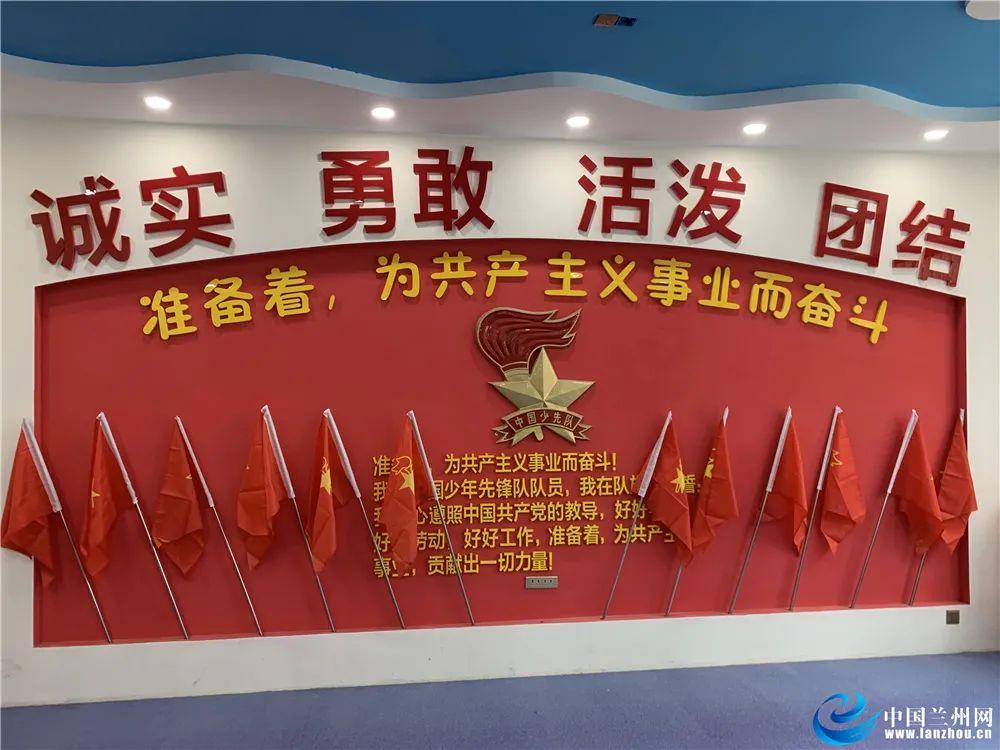 闺蜜的时尚对决